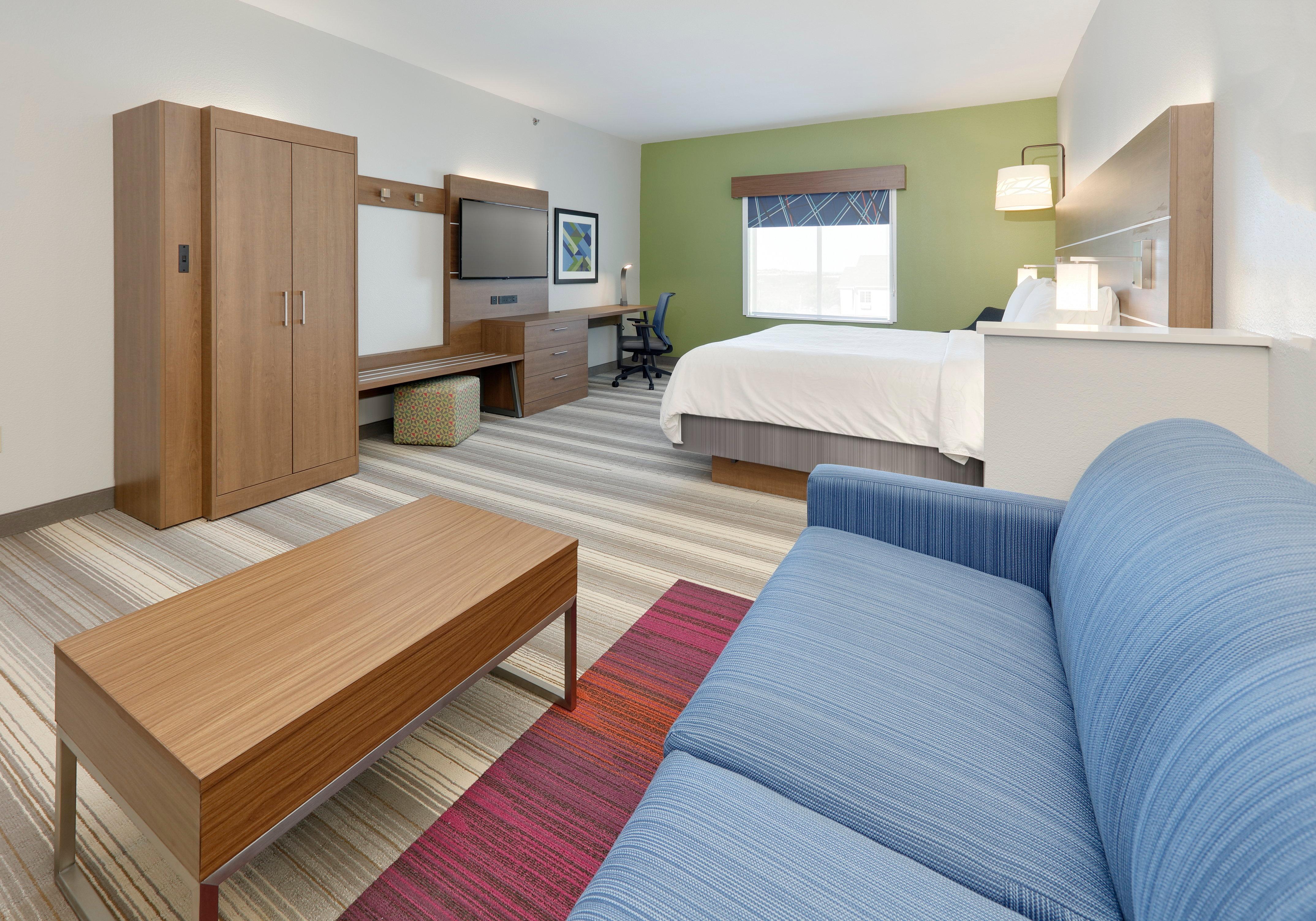 Holiday Inn Express & Suites - Denton North By Ihg Exterior photo