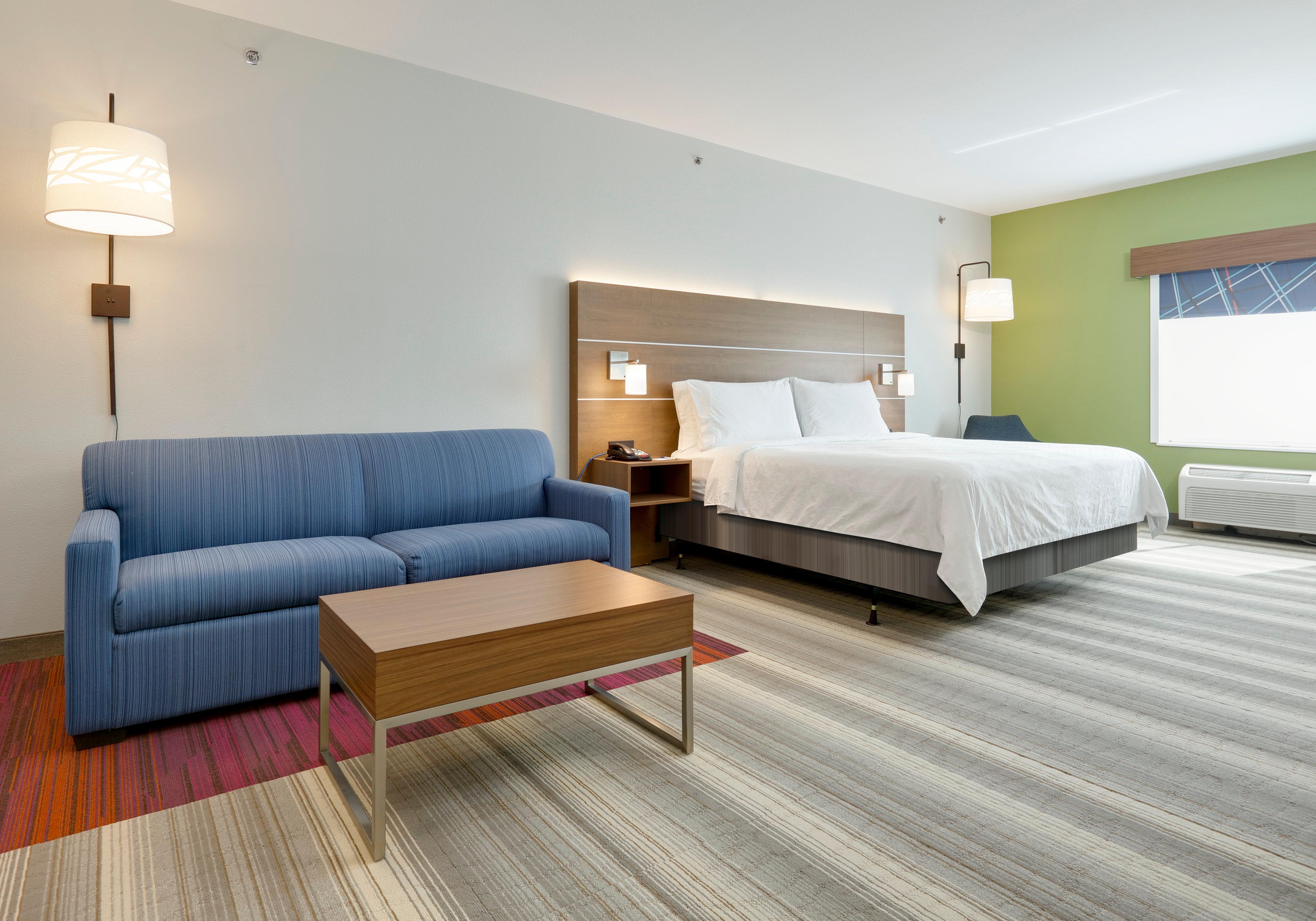 Holiday Inn Express & Suites - Denton North By Ihg Exterior photo