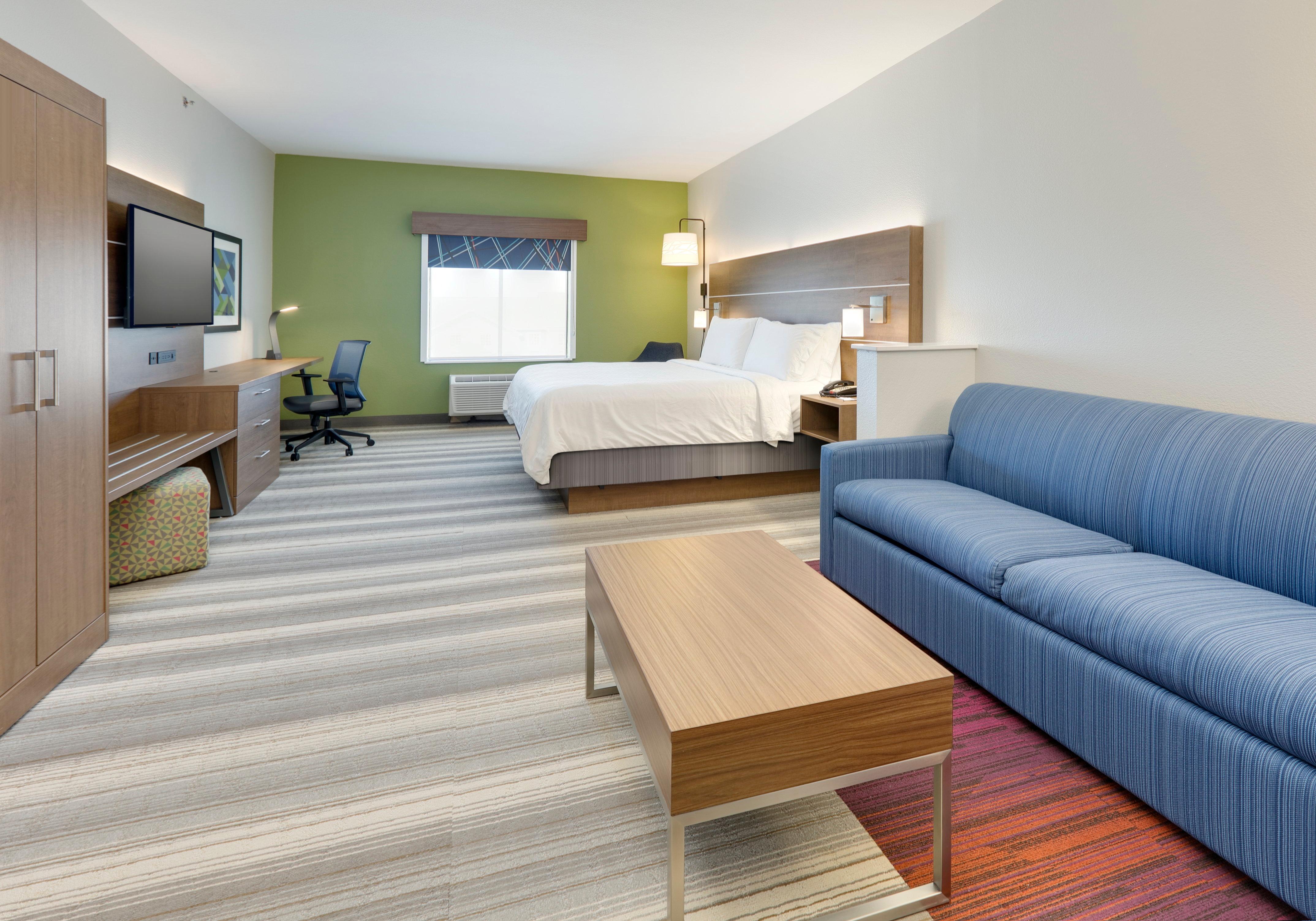Holiday Inn Express & Suites - Denton North By Ihg Exterior photo